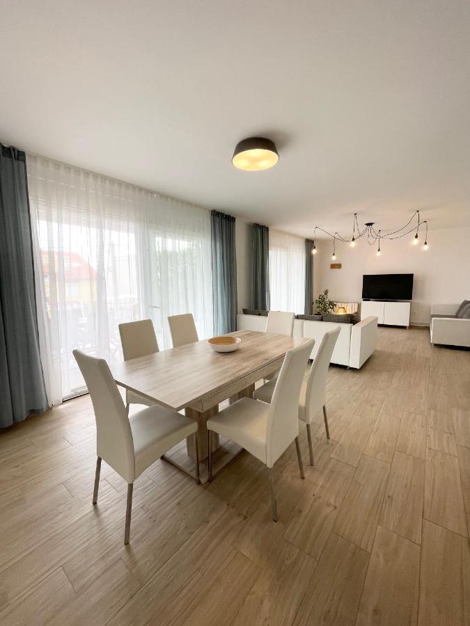 Apartments Maja Dramalj Buitenkant foto